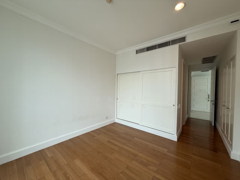 Royce Private Residences, Bangkok, 61 Soi Sukhumvit 31, Khlongtoei Nua, Watthana, Bangkok, 3 Bedrooms, 178 sqm, Condo For Rent, by Orawan Ratanapratum, 500445912 - DDproperty.com