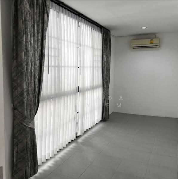 บ้าน 5-ห้องนอน, กรุงเทพ, พลับพลา, วังทองหลาง, กรุงเทพ, 400 ตร.ม., บ้านเดี่ยว ขาย, โดย Suchada Yodyiem, 500445913 - DDproperty.com
