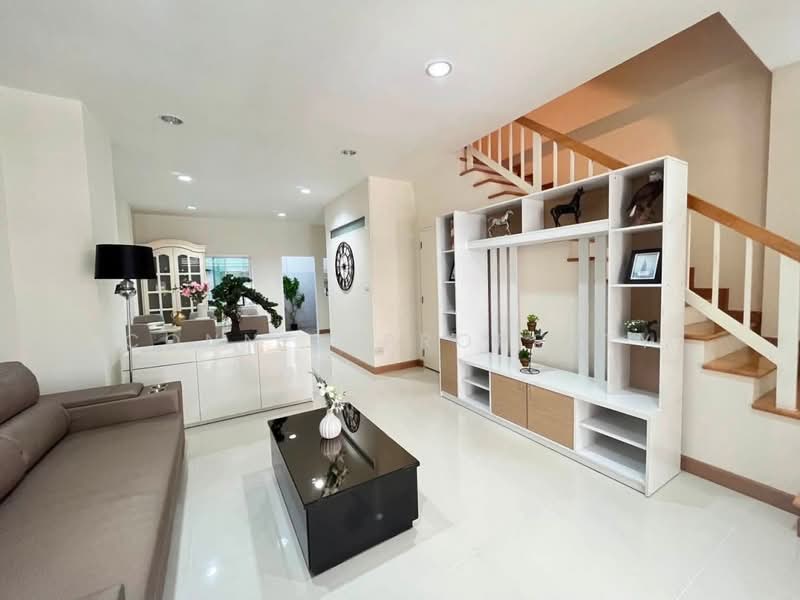 Grandity Sathupradit 2, Bangkok, Sathupradit Road, Bang Klo, Bang Kho Laem, Bangkok, 4 Bedrooms, 200 sqm, Townhouse For Rent, by Connex Property, 500445928 - DDproperty.com