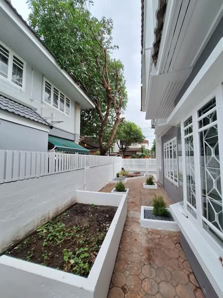 Sammakon Ramkhamhaeng, Bangkok, Ramkhamhaeng Road, Saphan Sung, Bangkok, 4 Bedrooms, 200 sqm, Single Detached House For Sale, by Rachen Nopsuwan, 500445942 - DDproperty.com