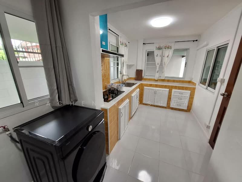 Sammakon Ramkhamhaeng, Bangkok, Ramkhamhaeng Road, Saphan Sung, Bangkok, 4 Bedrooms, 200 sqm, Single Detached House For Sale, by Rachen Nopsuwan, 500445942 - DDproperty.com