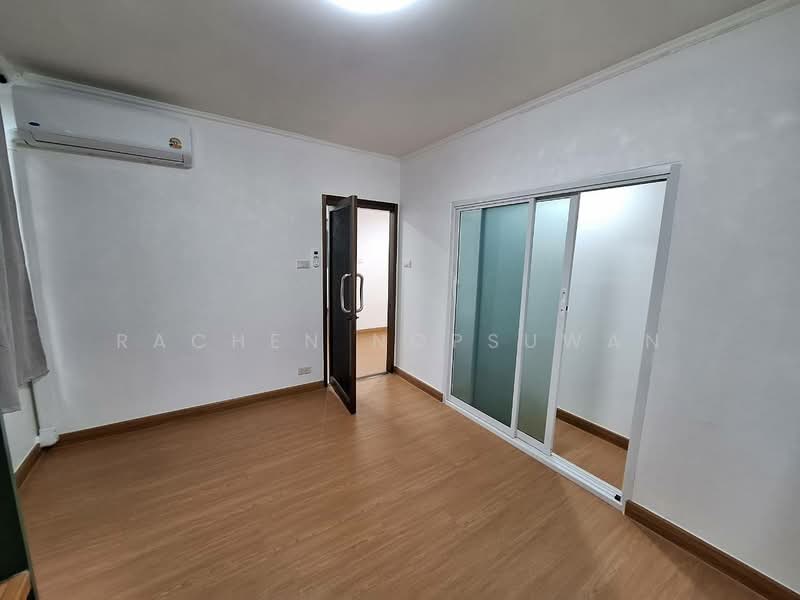 Sammakon Ramkhamhaeng, Bangkok, Ramkhamhaeng Road, Saphan Sung, Bangkok, 4 Bedrooms, 200 sqm, Single Detached House For Sale, by Rachen Nopsuwan, 500445942 - DDproperty.com