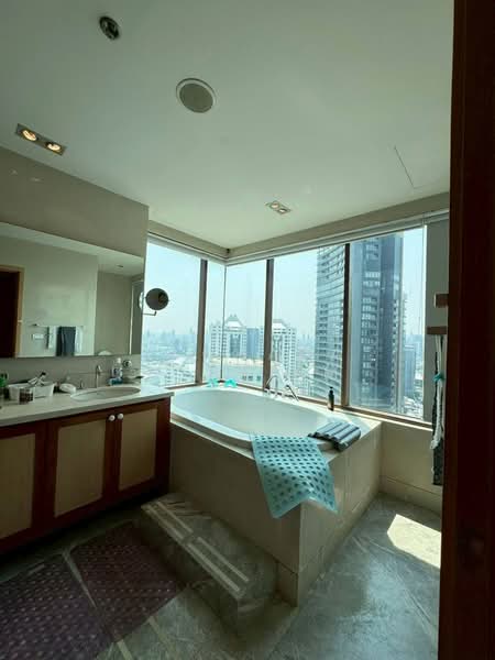 The Emporio Place : ดิ เอ็มโพริโอ เพลส, กรุงเทพ, 93 ซอยสุขุมวิท 24 ถนนสุุขุมวิท, คลองตัน, คลองเตย, กรุงเทพ, 161 ตร.ม., คอนโด ขาย, โดย Suchada Yodyiem, 500445948 - DDproperty.com