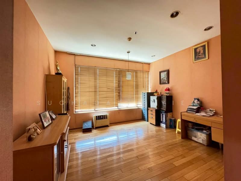 The Emporio Place, Bangkok, 93 Soi Sukhumvit 24, Sukhumvit Road, Khong Tan, Khlong Toei, Bangkok, 3 Bedrooms, 161 sqm, Condo For Sale, by Suchada Yodyiem, 500445948 - DDproperty.com