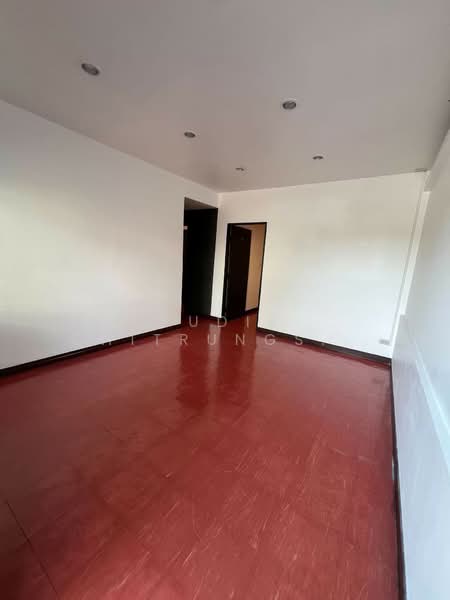 House for Rent – Sena Nikhom / Lat Pla Khao, Bangkok, Lat Phrao, Bangkok, 3 Bedrooms, 300 sqm, Single Detached House For Rent, by Pudis Chitrungsakorn, 500446057 - DDproperty.com