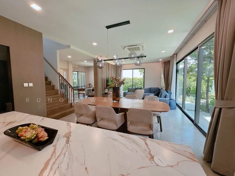Mantana Bangna Km.15, Samut Prakan, 456 Bangna-Trad Road Km.15, Bang Chalong, Bang Plee, Samut Prakan, 4 Bedrooms, 240 sqm, Single Detached House For Rent, by Rungtiwa Chinchai, 500446063 - DDproperty.com