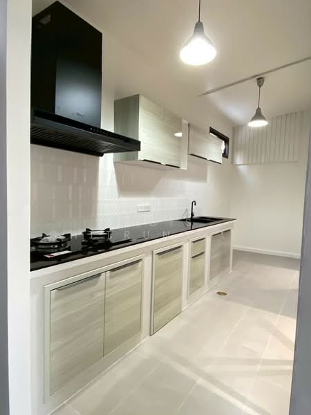 Townhome for Rent – Nak Niwat / Satriwitthaya 2, Bangkok, Lat Phrao, Bangkok, , 225 sqm, Shophouse For Rent, by Pudis Chitrungsakorn, 500446066 - DDproperty.com