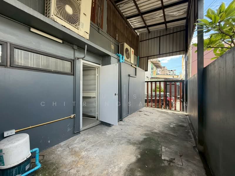 2-Unit Commercial Building for Rent – Lat Phrao, Wang Hin, Bangkok, Lat Phrao, Bangkok, , 290 sqm, Shophouse For Rent, by Pudis Chitrungsakorn, 500446069 - DDproperty.com