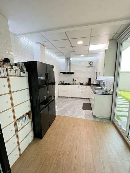 Luxury 4-Storey Townhome for Rent & Sale – Chokchai 4, Satriwit 2, Bangkok, Lat Phrao, Bangkok, 3 Bedrooms, 385 sqm, Townhouse For Rent, by Pudis Chitrungsakorn, 500446072 - DDproperty.com