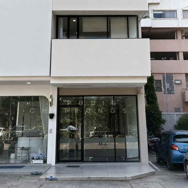 4-Storey Commercial Building for Rent – Sukhumvit, On Nut, Bangkok, Suan Luang, Suan Luang, Bangkok, , 260 sqm, Shophouse For Rent, by Pudis Chitrungsakorn, 500446087 - DDproperty.com