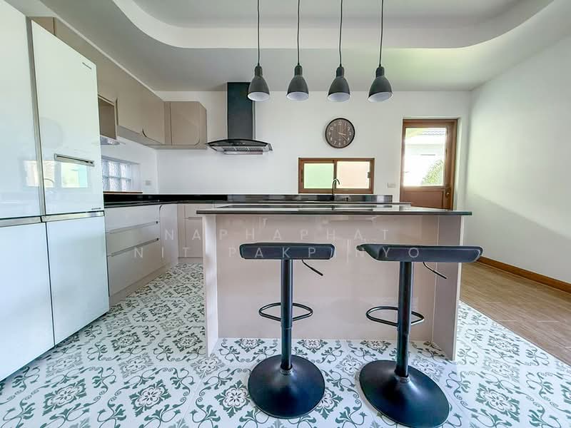 Brand-New Two-Storey Pool Villa for Rent in Beachside Bang Saray, Chon Buri (Pattaya), เทศบาล 5, Bang Sa-re, Sattahip, Chon Buri (Pattaya), 3 Bedrooms, 200 sqm, Single Detached House For Rent, by Naphaphat Nitipakpinyo, 500446093 - DDproperty.com