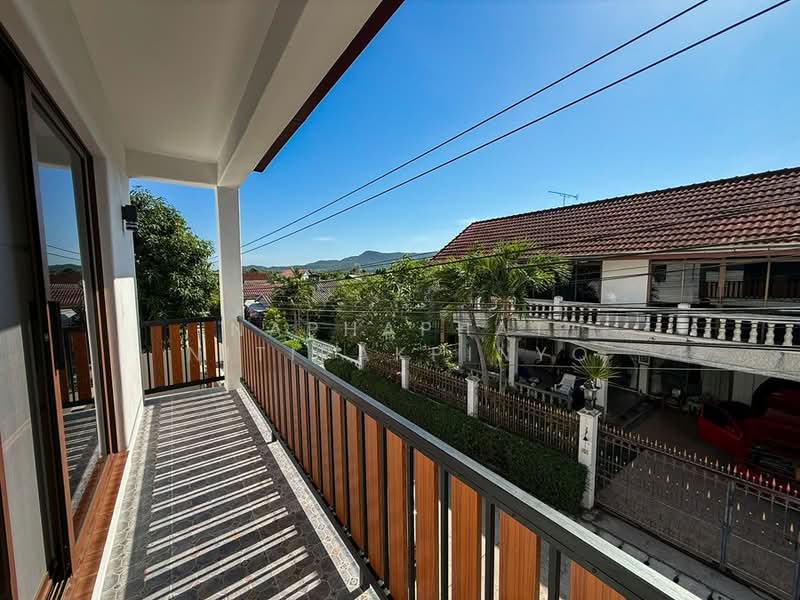 Brand-New Two-Storey Pool Villa for Rent in Beachside Bang Saray, Chon Buri (Pattaya), เทศบาล 5, Bang Sa-re, Sattahip, Chon Buri (Pattaya), 3 Bedrooms, 200 sqm, Single Detached House For Rent, by Naphaphat Nitipakpinyo, 500446093 - DDproperty.com