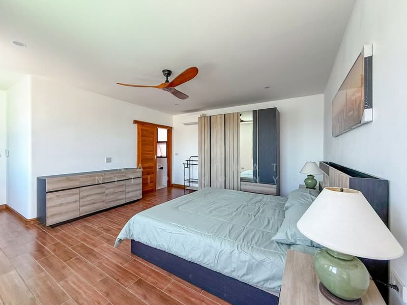 Brand-New Two-Storey Pool Villa for Rent in Beachside Bang Saray, Chon Buri (Pattaya), เทศบาล 5, Bang Sa-re, Sattahip, Chon Buri (Pattaya), 3 Bedrooms, 200 sqm, Single Detached House For Rent, by Naphaphat Nitipakpinyo, 500446093 - DDproperty.com