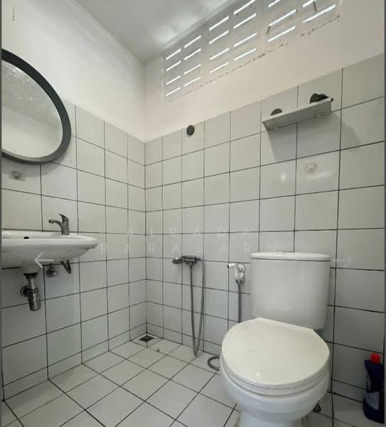 เช่า บ้านเดี่ยว 2 ชั้น ประชาชื่น 16 พร้อมเข้าอยู่, Bangkok, Wong Sawang, Bang Sue, Bangkok, 2 Bedrooms, 150 sqm, Single Detached House For Rent, by Airada Parasarn, 500446098 - DDproperty.com