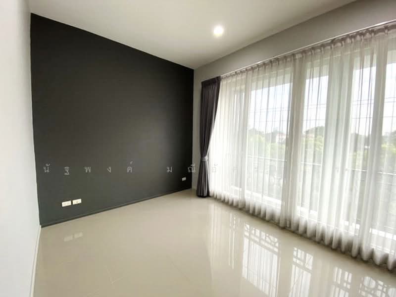 Baan Klang Muang Rama 9 (Motorway), Bangkok, New Bangkok-Chonburi Road, Suan Luang, Bangkok, 3 Bedrooms, 160 sqm, Townhouse For Rent, by นัฐพงค์ มณีอัครเนตร, 500446127 - DDproperty.com