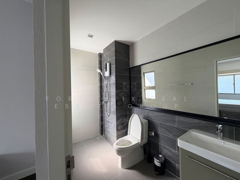 Bangkok Boulevard Signature Ladprao-Serithai, Bangkok, Soi Seri Thai 9, Seri Thai Road, Khlong Kum, Bueng Kum, Bangkok, 4 Bedrooms, 433 sqm, Single Detached House For Rent, by Forty-Six Real Estate Group, 500446146 - DDproperty.com