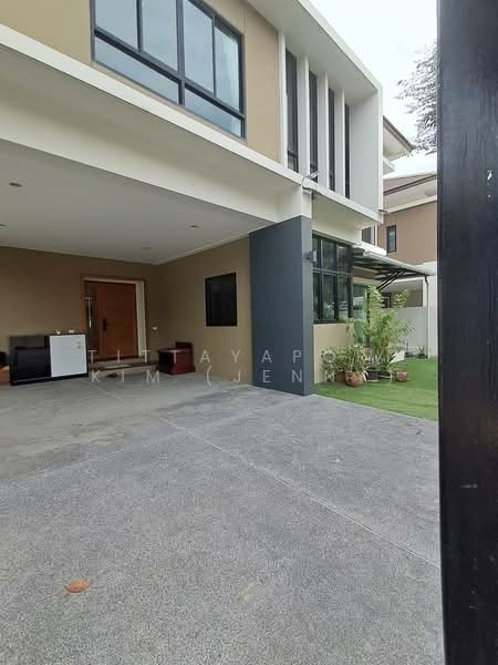 Villa Arcadia Srinakarin : วิลล่า อะคาเดีย ศรีนครินทร์, สมุทรปราการ, ซอย หมู่บ้านวิลล่าอะคาเดียศรีนครินทร์, บางแก้ว, บางพลี, สมุทรปราการ, 240 ตร.ม., บ้านเดี่ยว ให้เช่า, โดย Tittayaporn Kim (Jenny), 500446158 - DDproperty.com
