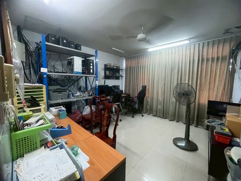 อาคารพาณิชย์ 5.5 ชั้น 29 ตร.ว. ใกล้โลตัส จรัญฯ ถนนจรัญสนิทวงศ์ ซอยจรัญสนิทวงศ์75, Bangkok, ถนนจรัญสนิทวงศ์, Bang Phlat, Bangkok, , 200 sqm, Shophouse For Sale, by คุณ นรังสรรค์ บุราคร (เจ), 500446191 - DDproperty.com