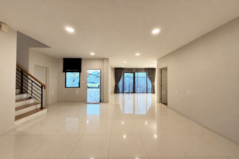Centro Ramindra-Chatuchot, Bangkok, 4 Kanchanaphisek Road, O-Ngoen, Sai Mai, Bangkok, 4 Bedrooms, 261 sqm, Single Detached House For Sale, by สง่าชัย ไทรทองคำ, 500446229 - DDproperty.com