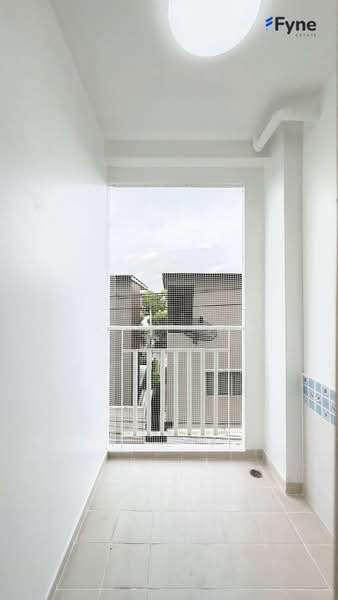 Lumpini Condo Town Bodindecha Ramkhamhaeng, Bangkok, Soi Ramkhamhaeng 43/1, Phlapphla, Wang Thonglang, Bangkok, 1 Bedroom, 28 sqm, Condo For Sale, by อรณิชา เทวาดิเทพ, 500446231 - DDproperty.com