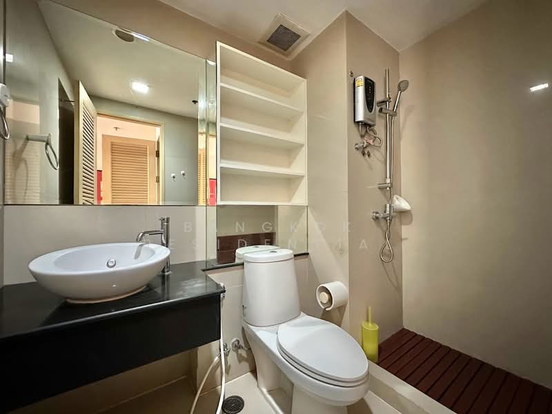 Nusasiri Grand, Bangkok, Soi Sukhumvit 42, Phra Kanong, Khlong Toei, Bangkok, 3 Bedrooms, 140 sqm, Condo For Rent, by Bangkok Residential, 500446232 - DDproperty.com