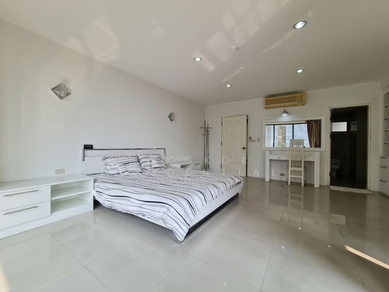Las Colinas, Bangkok, Sukhumvit 21 Road, Khlongtoei Nua, Watthana, Bangkok, 3 Bedrooms, 166 sqm, Condo For Rent, by Bangkok Residential, 500446241 - DDproperty.com