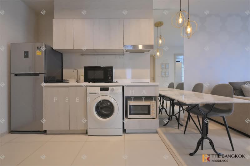 Life One Wireless, Bangkok, 1 Wireless Road, Lumphini, Pathum Wan, Bangkok, 2 Bedrooms, 45 sqm, Condo For Rent, by Nicha Peerakittikul, 500446245 - DDproperty.com