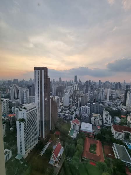 The Esse Asoke, Bangkok, 333 Soi Sukhumvit 21, Sukhumvit Road, Khlongtoei Nua, Watthana, Bangkok, 1 Bedroom, 37 sqm, Condo For Sale, by Nicha Na Lampang, 500446265 - DDproperty.com