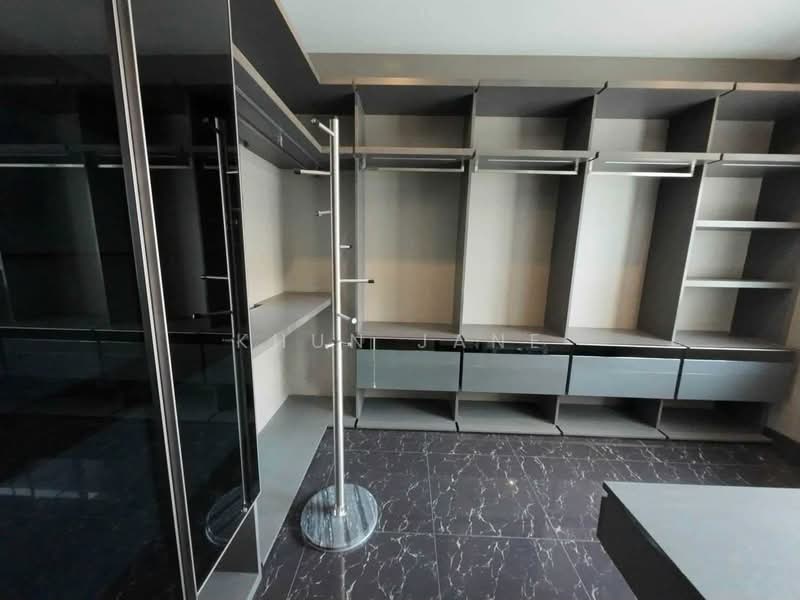 Landmark Ekamai-Ramindra, Bangkok, Sukhonthasawat Road, Lat Phrao, Bangkok, 4 Bedrooms, 224 sqm, Townhouse For Rent, by Khun Jane, 500446279 - DDproperty.com
