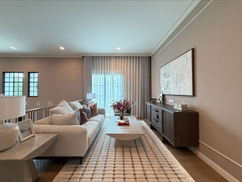 Narinsiri Krungthep Kreetha, Bangkok, Saphan Sung, Bangkok, 5 Bedrooms, 430 sqm, Single Detached House For Rent, by Kanrutai Dawruang, 500446281 - DDproperty.com