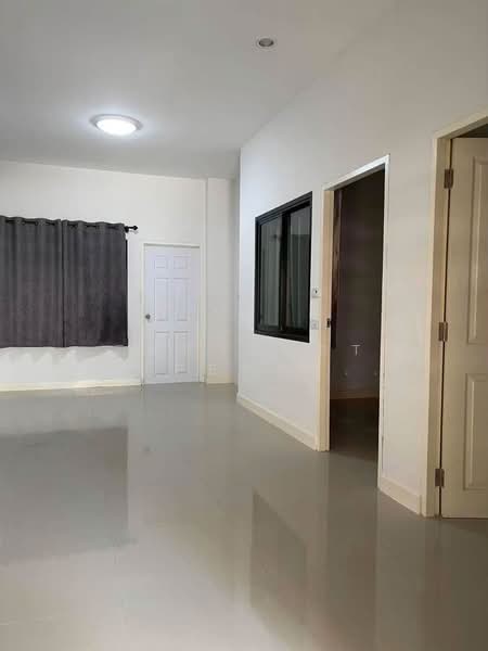 ทาวน์เฮ้าส์บ้านบึง ชลบุรี, Chon Buri (Pattaya), Khlong Kiu, Ban Bung, Chon Buri (Pattaya), 2 Bedrooms, 100 sqm, Townhouse For Sale, by The Best Property ตุ๊กตา, 500446282 - DDproperty.com