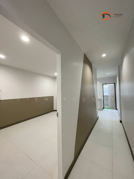 ทรัพย์ธานี, Samut Prakan, Phraeksa, Muang Samut Prakarn, Samut Prakan, 1 Bedroom, 50 sqm, Townhouse For Sale, by การุณ ชมภูบุตร, 500446292 - DDproperty.com