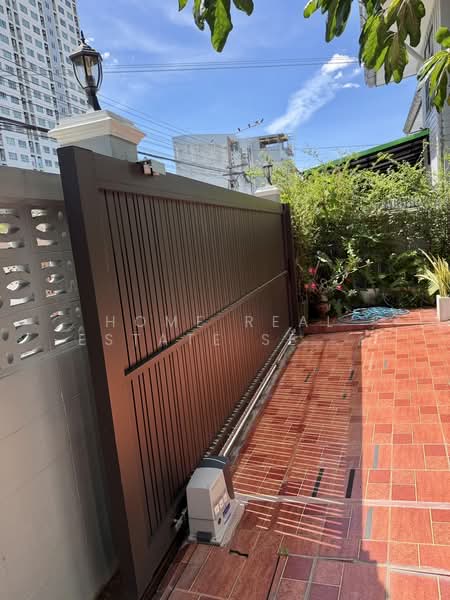 บ้านเดี่ยว 2 ชั้น - ประชาชื่น 41, กรุงเทพ, วงศ์สว่าง, บางซื่อ, กรุงเทพ, 136 ตร.ม., บ้านเดี่ยว ขาย, โดย HOME Real Estate Service, 500446333 - DDproperty.com