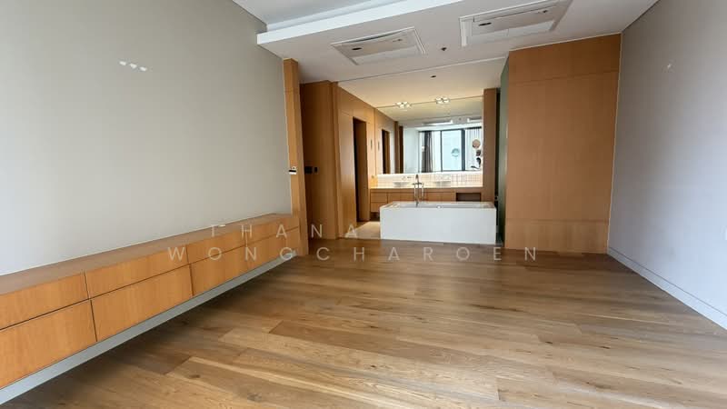 Domus 16 : โดมัส 16, กรุงเทพ, 19 ซอย สุขุมวิท 16, คลองเตย, กรุงเทพ, 167 ตร.ม., คอนโด ให้เช่า, โดย Thanaporn Wongcharoen, 500446339 - DDproperty.com