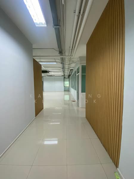 SSP Tower 1 : เอสเอสพี ทาวเวอร์ 1, กรุงเทพ, 555 ซอยสุขุมวิท 63, คลองตันเหนือ, วัฒนา, กรุงเทพ, 217 ตร.ม., สำนักงาน ให้เช่า, โดย Kang-Kang Klangnok, 500446353 - DDproperty.com