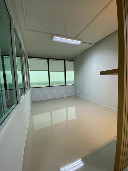 SSP Tower 1 : เอสเอสพี ทาวเวอร์ 1, กรุงเทพ, 555 ซอยสุขุมวิท 63, คลองตันเหนือ, วัฒนา, กรุงเทพ, 217 ตร.ม., สำนักงาน ให้เช่า, โดย Kang-Kang Klangnok, 500446353 - DDproperty.com