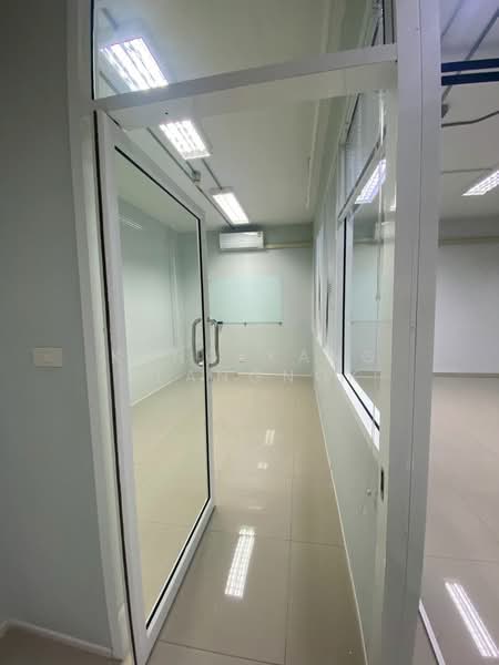 SSP Tower 1, Bangkok, 555 Soi Sukhumvit 63, Khlong Tan Nua, Watthana, Bangkok, , 217 sqm, Office Space For Rent, by Kang-Kang Klangnok, 500446353 - DDproperty.com