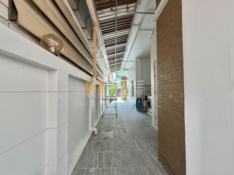 Baan Klang Krung The Nice Ratchavipha, Bangkok, 2 Kamphaeng Phet Road, Lat Yao, Chatuchak, Bangkok, 3 Bedrooms, 310 sqm, Single Detached House For Sale, by HOME Real Estate Service, 500446362 - DDproperty.com