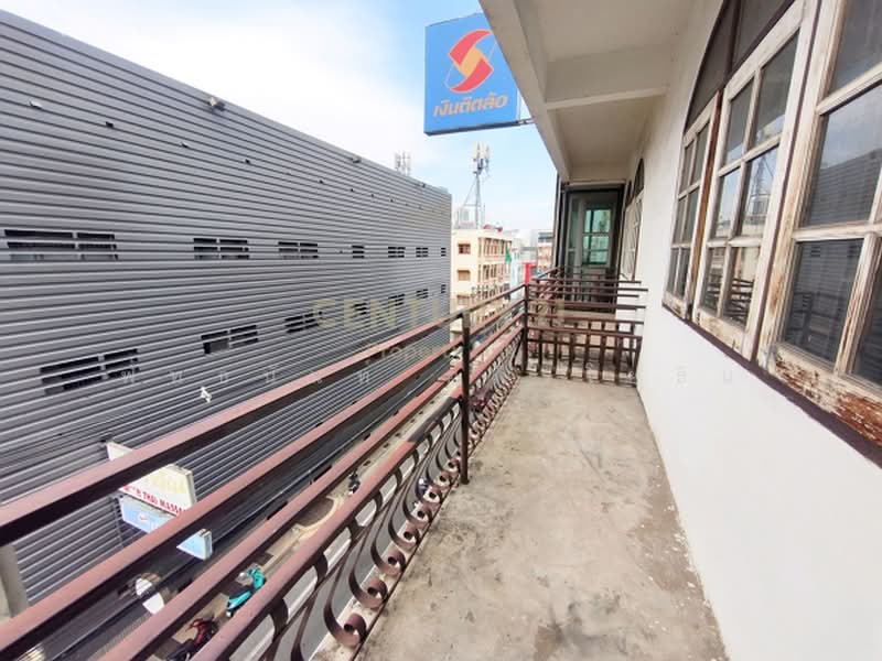 ทำเลดีศักยภาพสูงใจกลางเมือง! ขายอาคารพาณิชย์ 4.5 ชั้น, Bangkok, Samsen Nok, Huai Khwang, Bangkok, , 250 sqm, Shophouse For Sale, by Pattanan Apirayothin, 500446368 - DDproperty.com