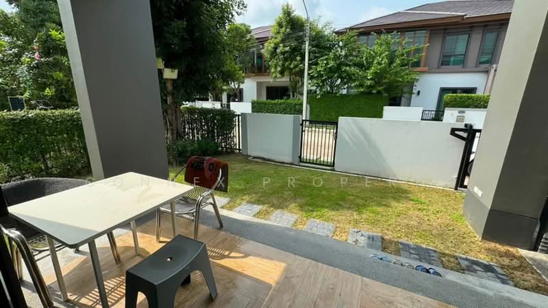 Burasiri Pattanakarn, Bangkok, New Pattanakarn Road, Prawet, Bangkok, 4 Bedrooms, 160 sqm, Single Detached House For Rent, by Connex Property, 500446427 - DDproperty.com