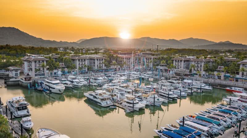 Royal Phuket Marina : รอยัล ภูเก็ต มารีน่า, ภูเก็ต, ถนนเทพกระษัตรี, เกาะแก้ว, เมืองภูเก็ต, ภูเก็ต, 263 ตร.ม., คอนโด ขาย, โดย Prakaipeth Meechoosarn, 500446439 - DDproperty.com