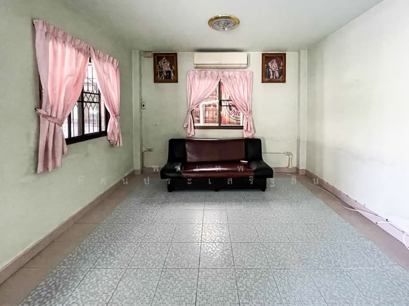 2-Storey Detached House in San Sai, Chiang Mai — 4 Bed, 190 sqm Living Area, only ฿3.69M, Chiang Mai, Nong Chom, San Sai, Chiang Mai, 4 Bedrooms, 190 sqm, Single Detached House For Sale, by พรเทพ ทัศน์ประเสริฐสิน, 500446451 - DDproperty.com