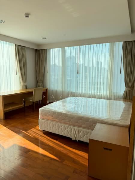 Baan Jamjuree, Bangkok, 42 Soi Sukhumvit 39, Khlong Tan Nua, Watthana, Bangkok, 3 Bedrooms, 197 sqm, Condo For Rent, by Fazwaz (Thailand) Co., Ltd., 500446475 - DDproperty.com