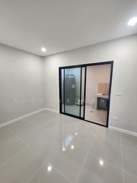 เกตุนุติการ์เด้นลาดพร้าว, Bangkok, Phlapphla, Wang Thonglang, Bangkok, 4 Bedrooms, 152 sqm, Townhouse For Sale, by Angsanaporn D, 500446525 - DDproperty.com