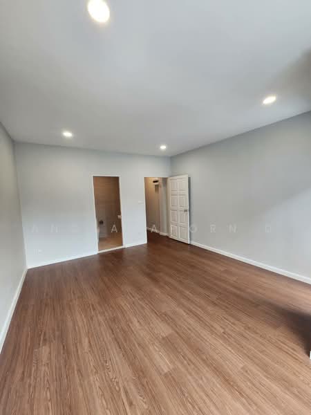 เกตุนุติการ์เด้นลาดพร้าว, Bangkok, Phlapphla, Wang Thonglang, Bangkok, 4 Bedrooms, 152 sqm, Townhouse For Sale, by Angsanaporn D, 500446525 - DDproperty.com