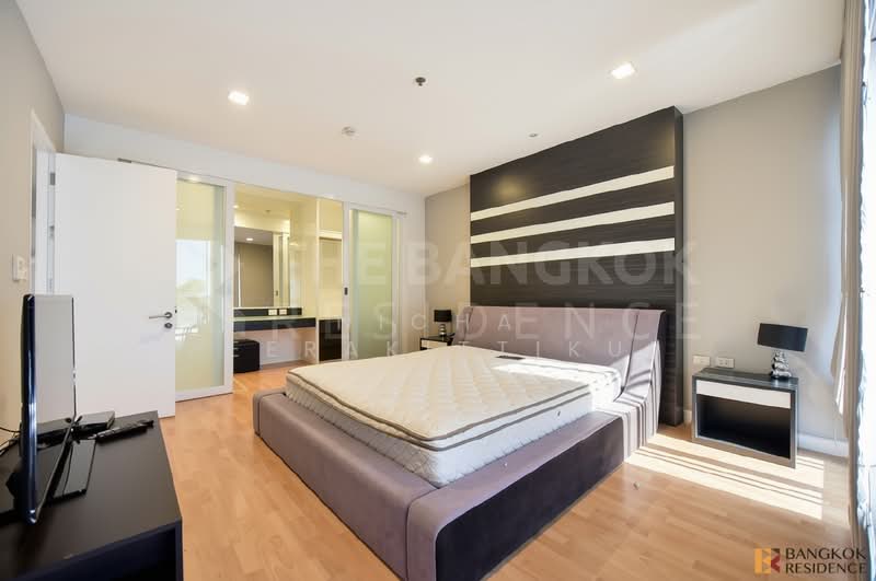 Nusasiri Grand, Bangkok, Soi Sukhumvit 42, Phra Kanong, Khlong Toei, Bangkok, 1 Bedroom, 80 sqm, Condo For Rent, by Nicha Peerakittikul, 500446527 - DDproperty.com