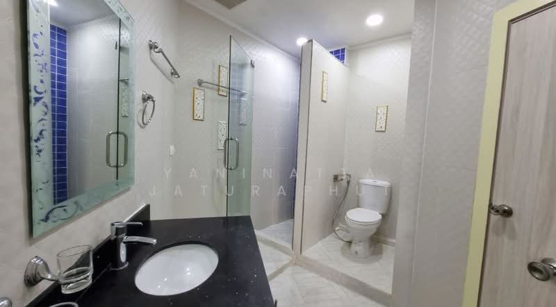 President Park Sukhumvit 24, Bangkok, 99 Sukhumvit 24 Alley, Khlongtoei Nua, Watthana, Bangkok, 2 Bedrooms, 100 sqm, Condo For Rent, by Yaninatta Jaturaphut, 500446529 - DDproperty.com