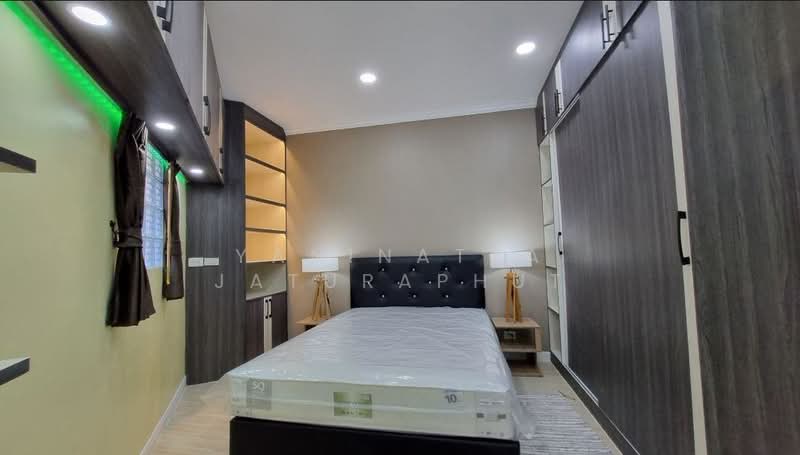 President Park Sukhumvit 24, Bangkok, 99 Sukhumvit 24 Alley, Khlongtoei Nua, Watthana, Bangkok, 2 Bedrooms, 100 sqm, Condo For Rent, by Yaninatta Jaturaphut, 500446529 - DDproperty.com