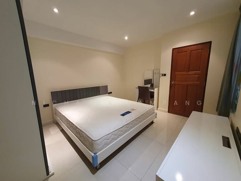 Diamond Tower, Bangkok, Silom, Bang Rak, Bangkok, 1 Bedroom, 77 sqm, Condo For Sale, by Nicha Na Lampang, 500446559 - DDproperty.com