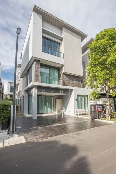 Baan Klang Muang Classe Ekkamai-Ramintra : บ้านกลางเมือง คลาสเซ่ เอกมัย-รามอินทรา, กรุงเทพ, ถนนสุคนธสวัสดิ์, ลาดพร้าว, กรุงเทพ, 241 ตร.ม., บ้านเดี่ยว ให้เช่า, โดย Connex Property, 500446583 - DDproperty.com